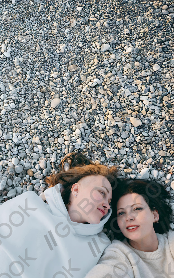 鵝卵石海灘的寧靜